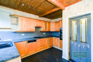 Photo 35- click for photo gallery